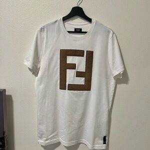 Fendi Men Tshirt Size M